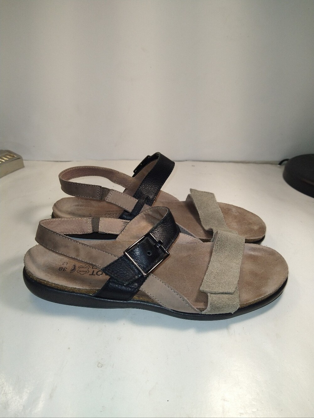 Naot Norah Leather Cork Comfort Sandals Women's sz 7(38).